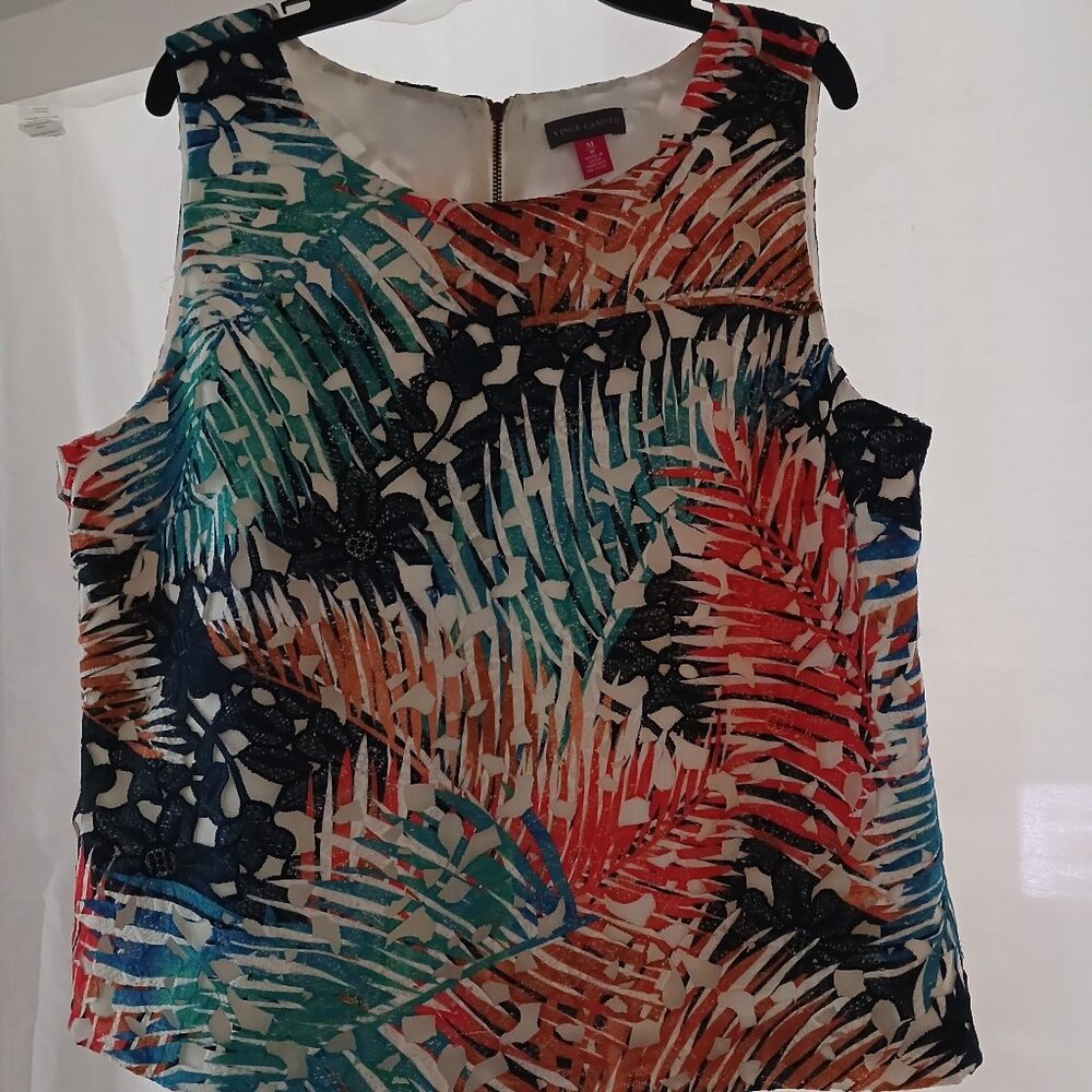 Vince Camuto M Top